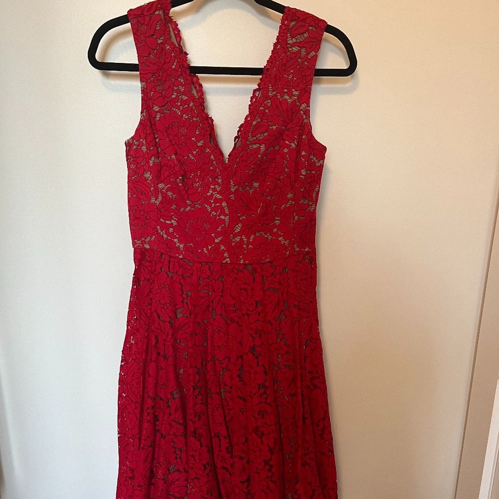 Vera Wang Red Lace Sleeveless Cocktail Dress Sz 6